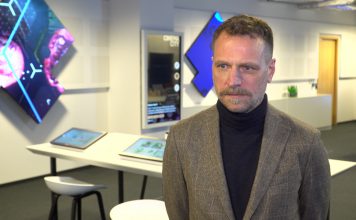 Nowe technologie zacierają różnicę między tradycyjnymi a wirtualnymi zakupami. W innowacyjne systemy inwestują firmy odzieżowe i obuwnicze