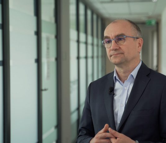 Internet rzeczy i sztuczna inteligencja przyspieszą odchodzenie od węgla w przemyśle. Ambitne unijne cele spotęgują inwestycje w innowacje