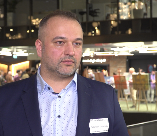 Rewolucja cyfrowa przeniesie komunikację z klientami do rozszerzonej rzeczywistości. Dla przedstawicieli pokolenia Z to atrakcyjna opcja w procesie zakupowym