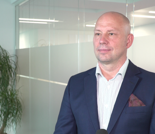 Rozwój fotowoltaiki nie zwalnia. Rosnące ceny energii powodują, że na te inwestycje decyduje się coraz więcej przedsiębiorców