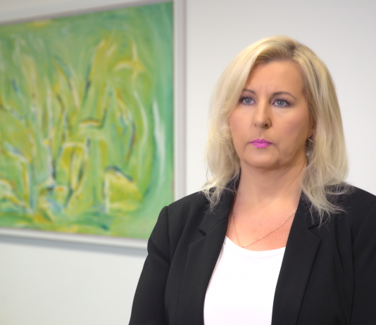 W sezonie grzewczym rośnie ryzyko i liczba pożarów domów. Właściciele nieruchomości zaniedbują wymóg okresowych przeglądów instalacji i przewodów kominowych