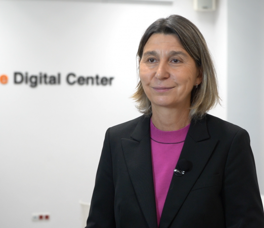 Polska ma jeden z najniższych w UE wskaźników kompetencji cyfrowych. Orange uruchamia w Polsce nowy projekt edukacyjny w tym obszarze