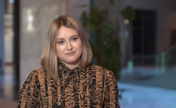 Kampanie reklamowe alkoholi przestają się skupiać na konkretnych produktach. Marki wykorzystują do tego metawersum