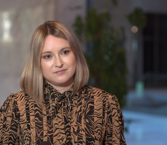 Kampanie reklamowe alkoholi przestają się skupiać na konkretnych produktach. Marki wykorzystują do tego metawersum