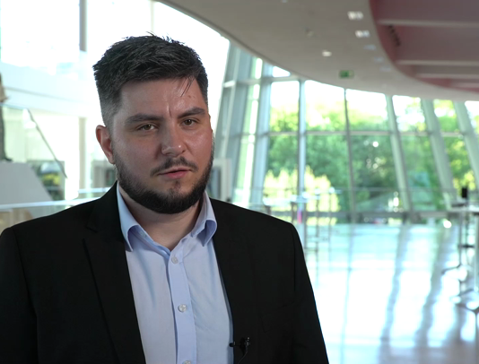 Przydomowe mikroinstalacje wiatrowe mogą być dobrym uzupełnieniem dla fotowoltaiki. Naukowcy ze Śląska pracują nad uruchomieniem projektów pilotażowych