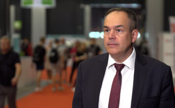 Ponad połowa firm z sektora przemysłowego ma problem z pozyskaniem kadr. Wciąż potrzebna jest promocja zawodów technicznych wśród młodzieży