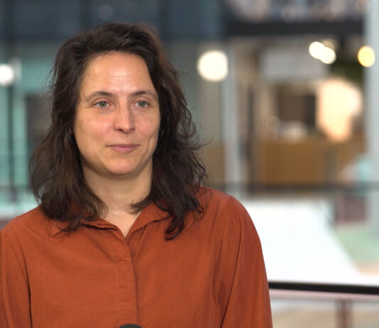 Wspólnoty i spółdzielnie mieszkaniowe coraz bardziej zainteresowane inwestycjami we własne źródła OZE. Nowe przepisy pozwalają im na tym zarabiać