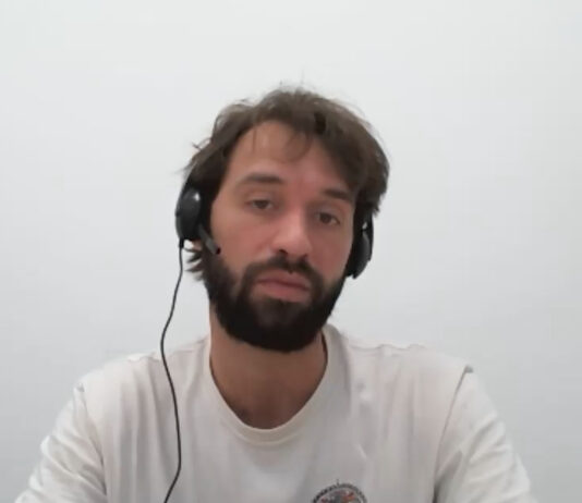 Miasta walczą z upałami. Jedną ze skutecznych metod jest malowanie dachów budynków na biało