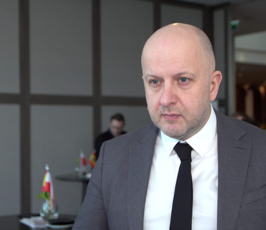 Są już pierwsze propozycje deregulacji przepisów dla biznesu. Ten proces może pobudzić inwestycje i zwiększyć konkurencyjność Polski