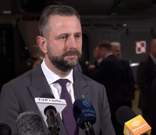 Pierwszy śmigłowiec AW149 wyprodukowany w Polsce trafił do wojska. To element szerszej strategii budowania kompetencji krajowego przemysłu obronnego