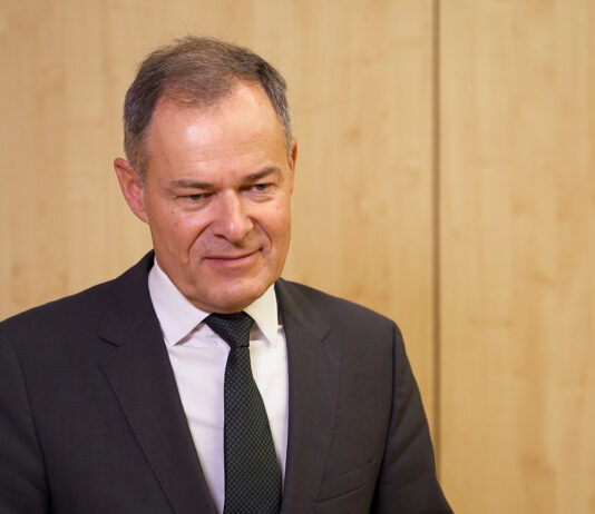 Samorządy rozpoczynają działania związane z transformacją energetyki i ciepłownictwa. Wciąż brakuje konkretnych projektów