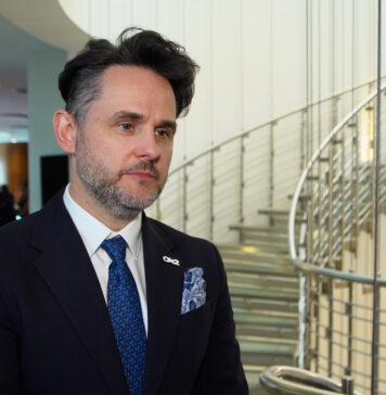 Ponad 30 proc. energii elektrycznej w Polsce jest produkowane w odnawialnych źródłach. Zielona transformacja wciąż napotyka bariery